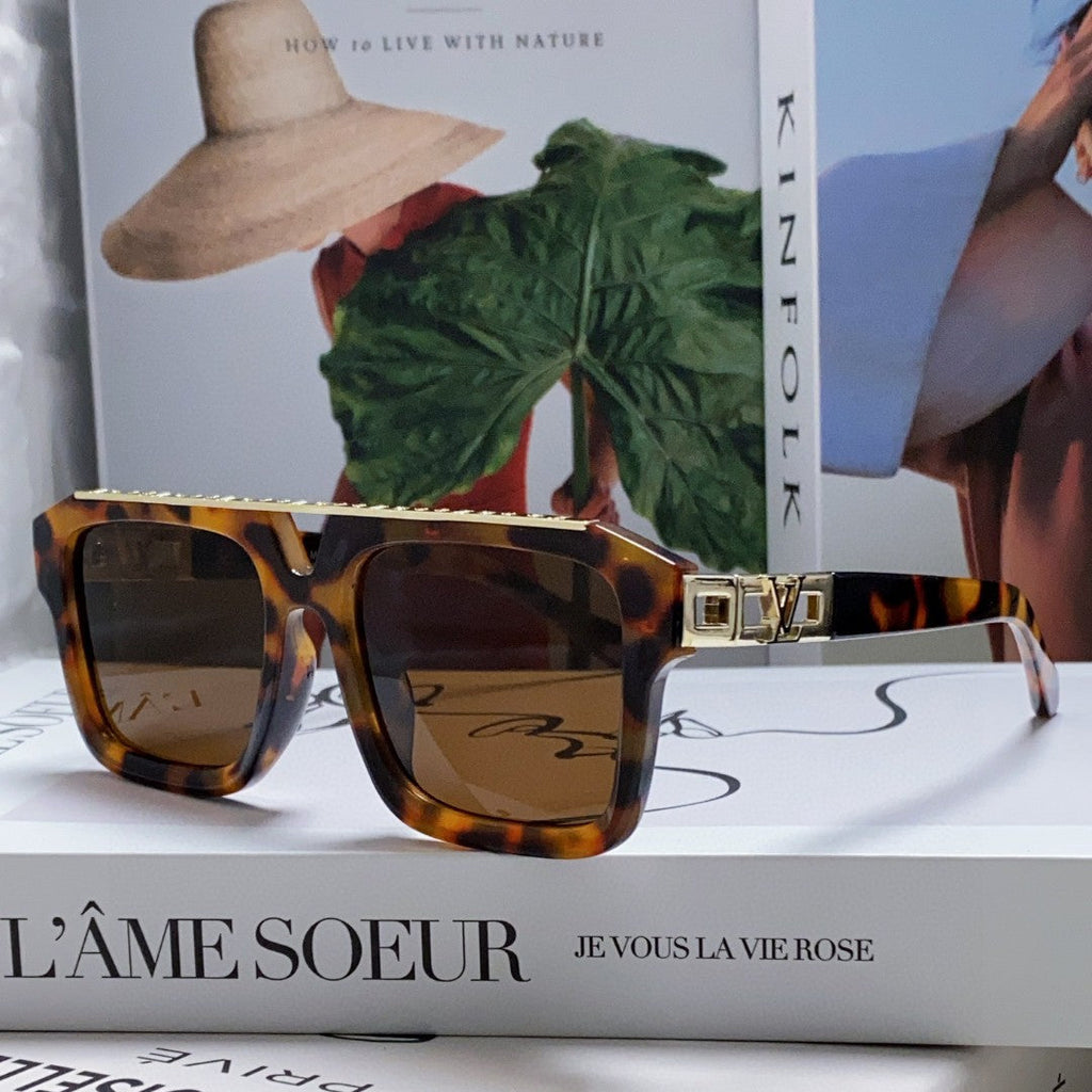 LOUIS VUITTON MASCOT PILOT SQUARE SUNGLASSES 581376 IN HAVANA ACETATE GOLD METAL