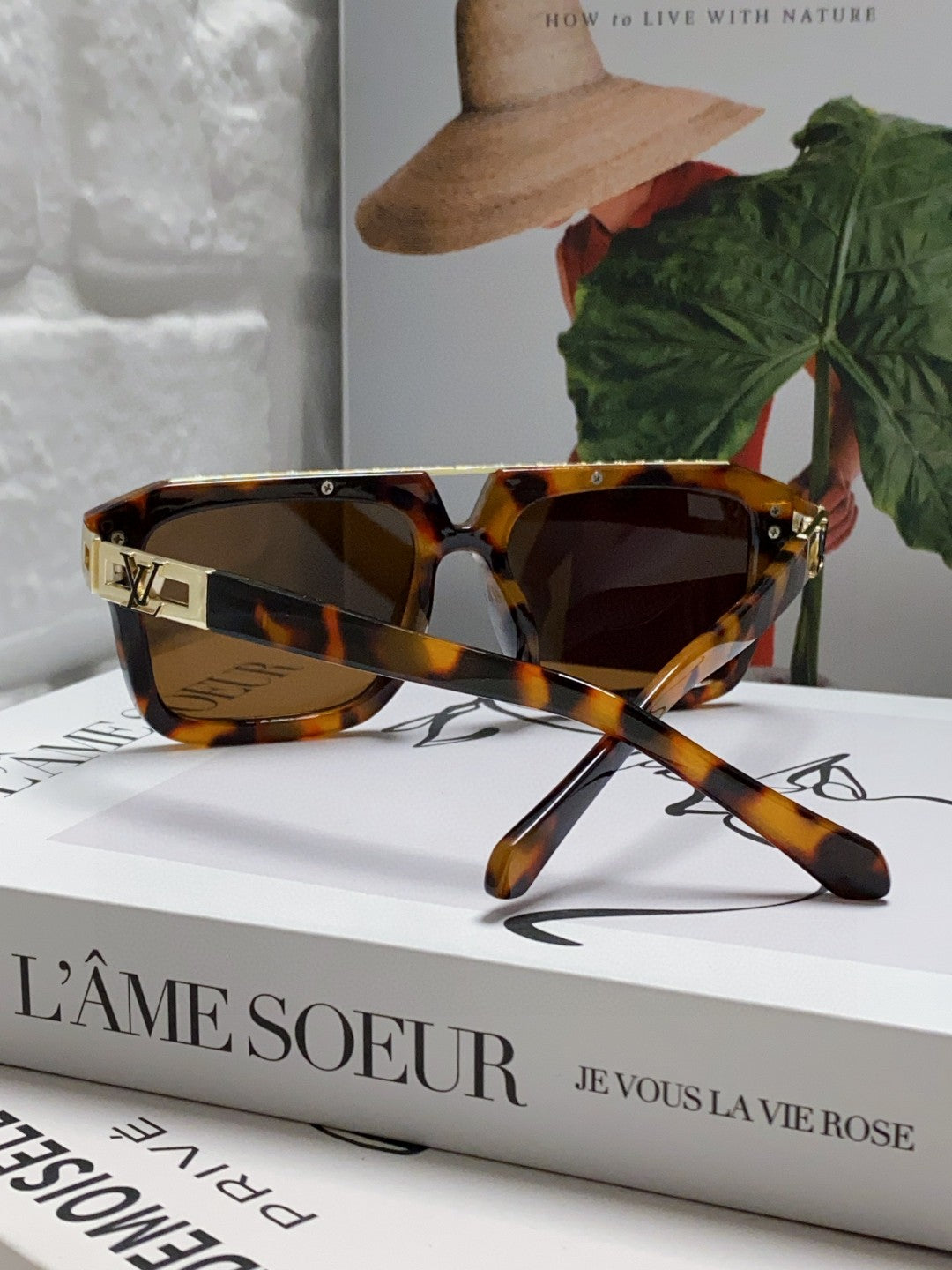 LOUIS VUITTON MASCOT PILOT SQUARE SUNGLASSES 581376 IN HAVANA ACETATE GOLD METAL