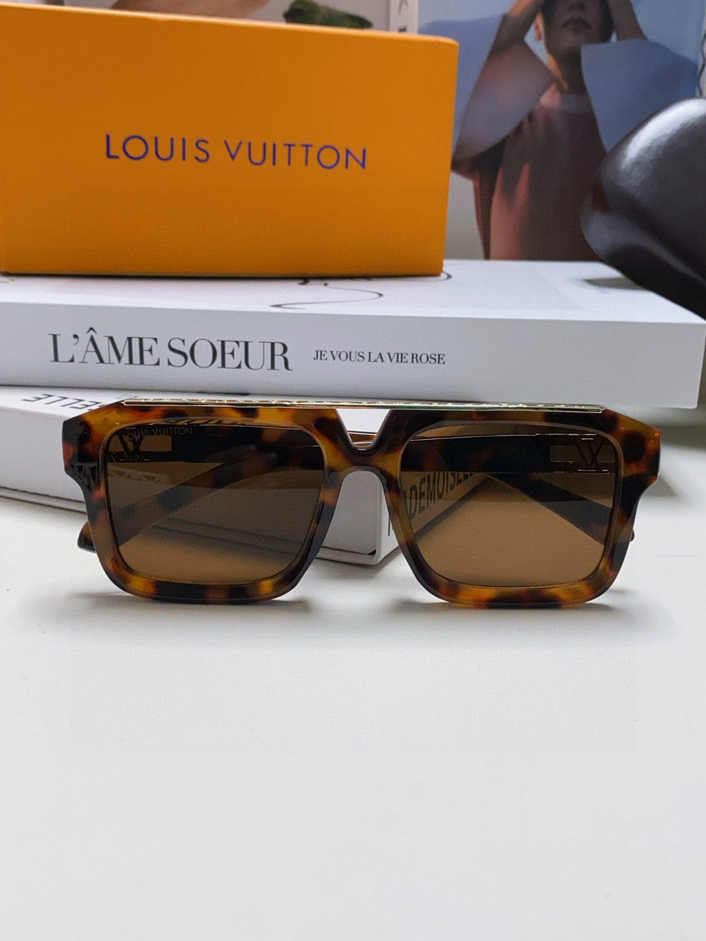 LOUIS VUITTON MASCOT PILOT SQUARE SUNGLASSES 581376 IN HAVANA ACETATE GOLD METAL