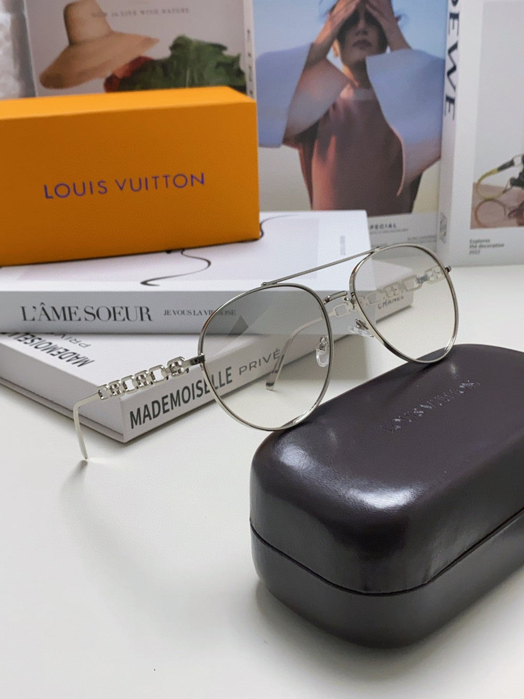 LOUIS VUITTON CHAIN PILOT SUNGLASSES 581379 IN SILVER METAL LIGHT GREY SMOKE LENSES