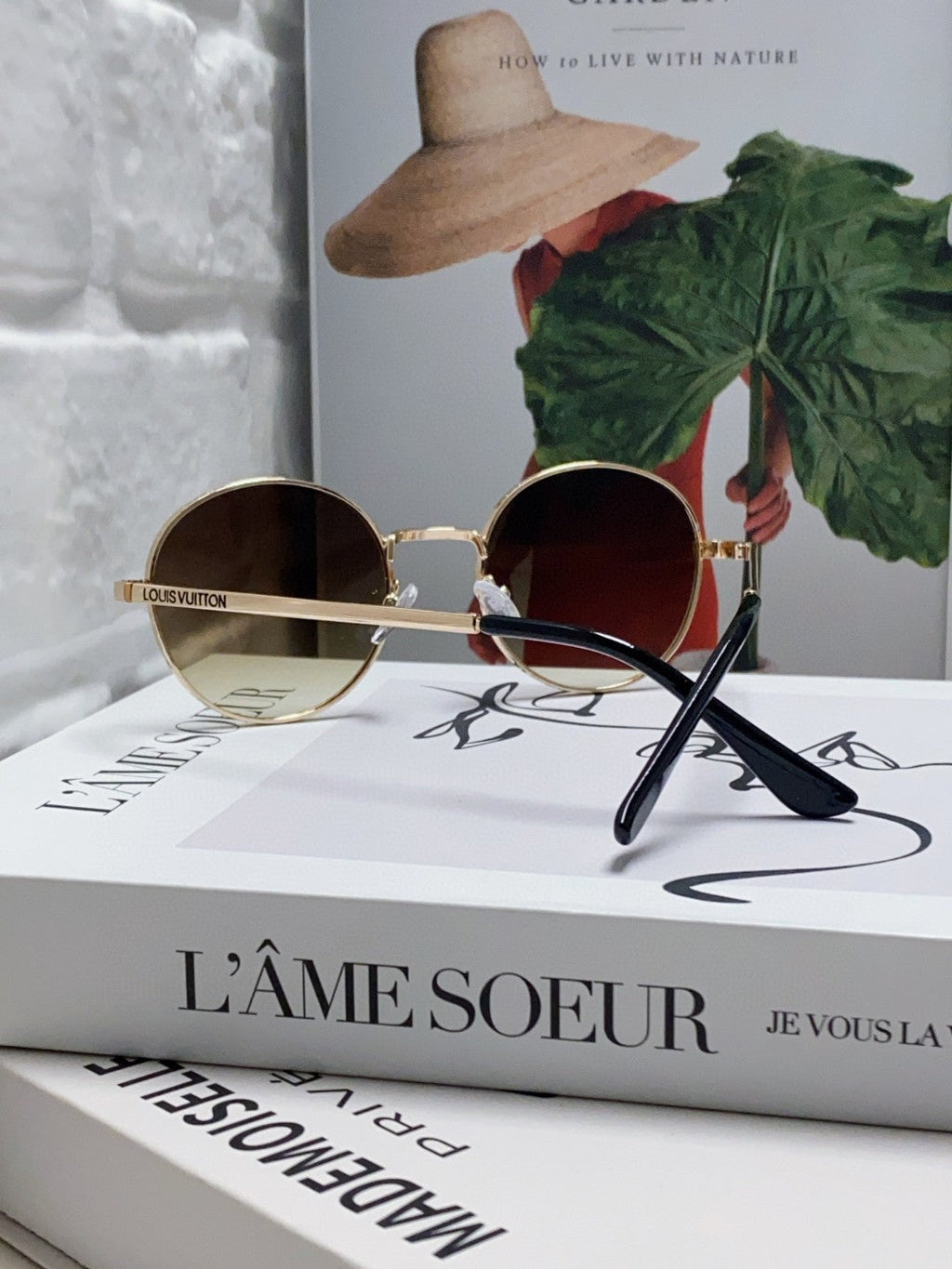 LOUIS VUITTON SIGNATURE ROUND SUNGLASSES 581382 IN GOLD METAL BROWN SMOKE LENSES