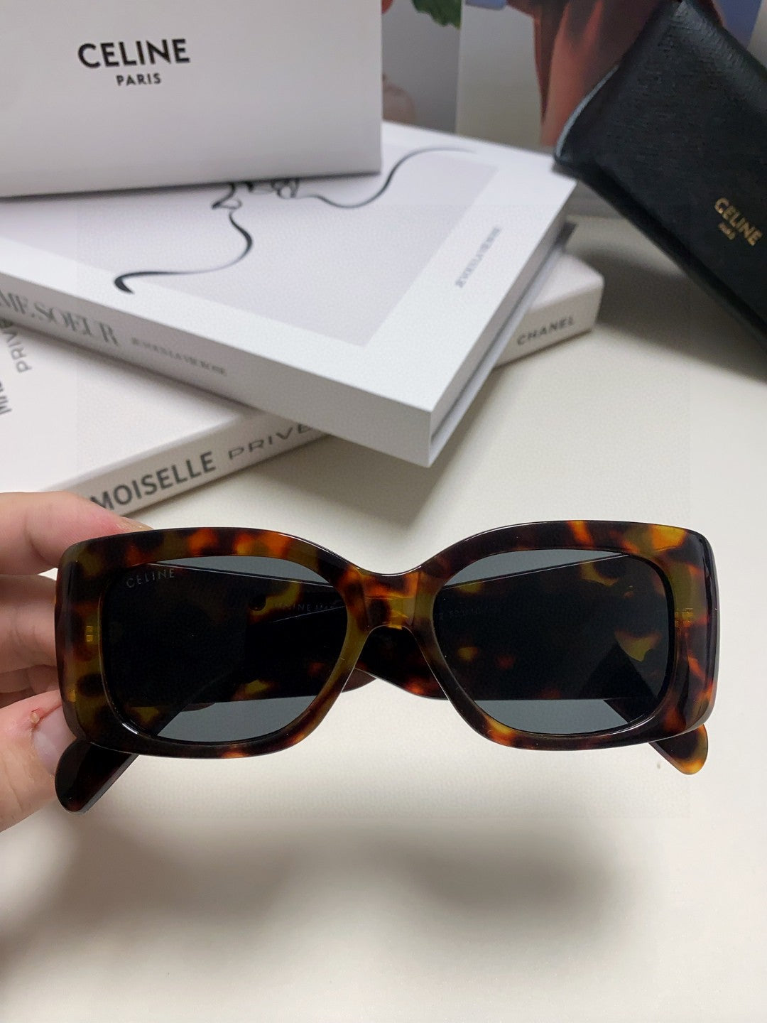 CELINE TRIOMPHE SUNGLASSES 548600 IN DARK HAVANA ACETATE