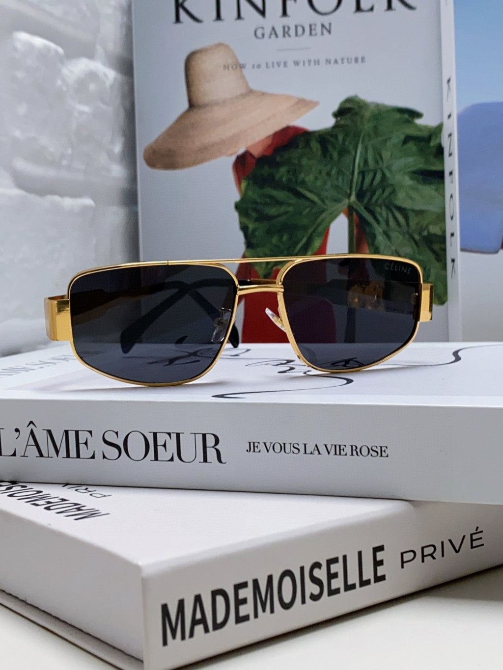 CELINE TRIOMPHE SUNGLASSES 513000 IN GOLD METAL BLACK LENSES