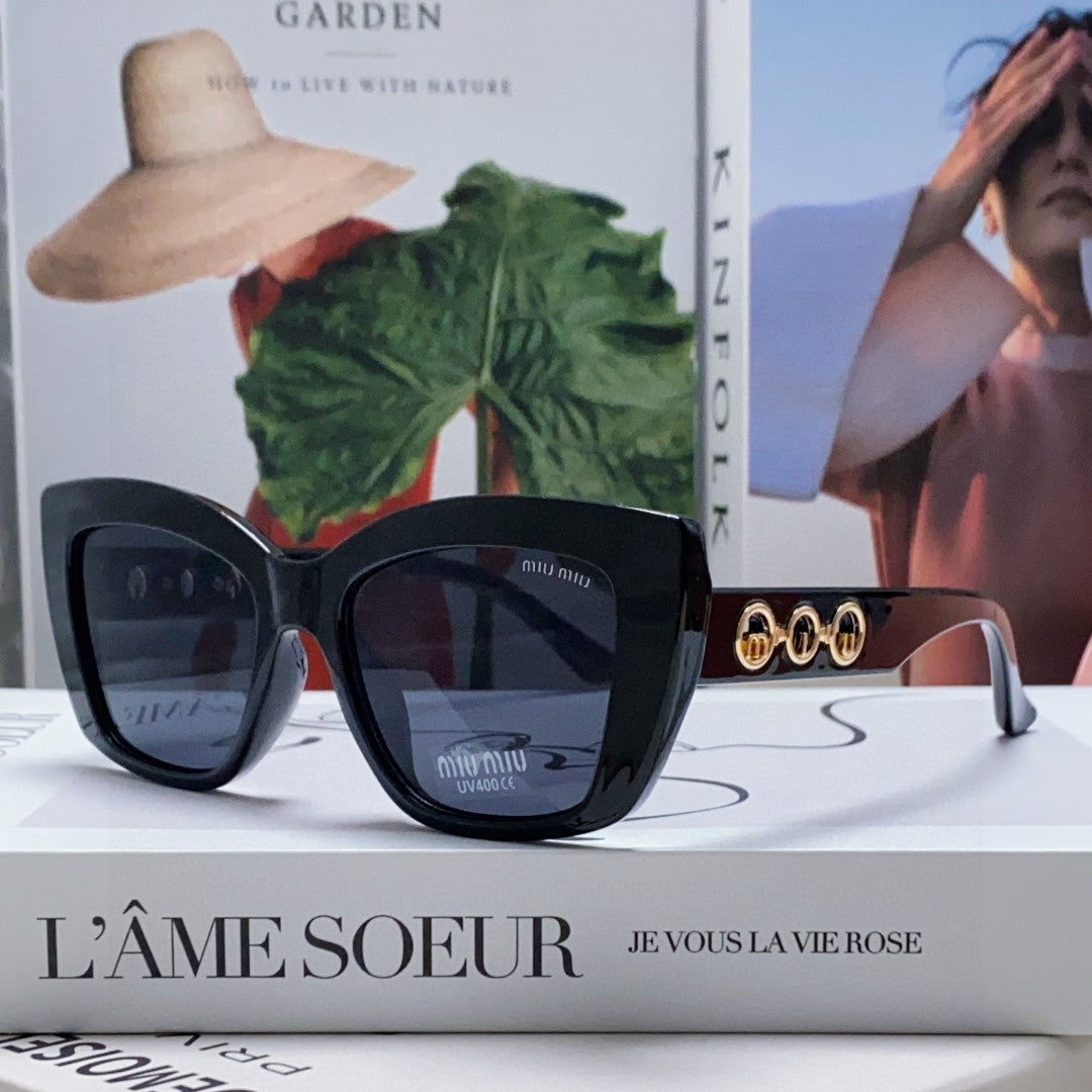 MIU MIU LOGO CAT EYE SUNGLASSES 513005 IN BLACK ACETATE