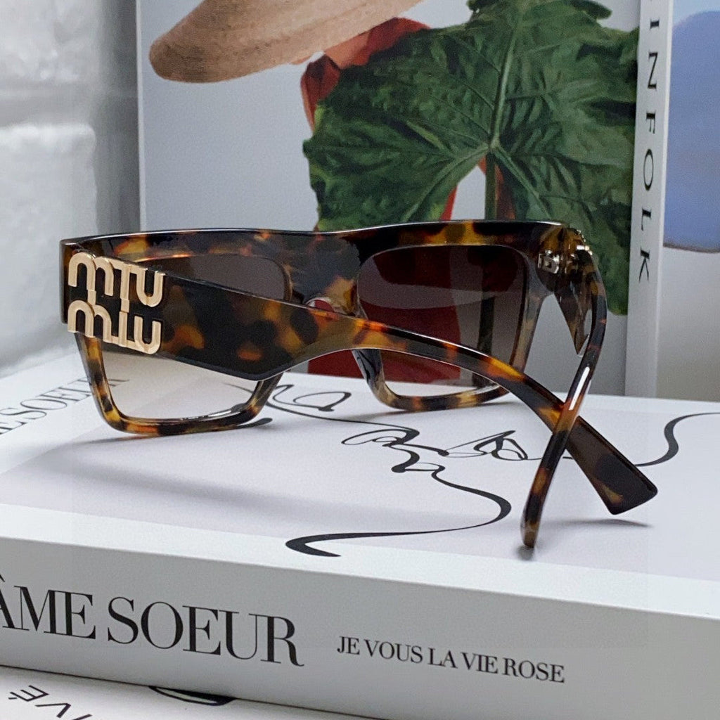 MIU MIU RUNWAY SQUARE SUNGLASSES 513009 IN HAVANA ACETATE