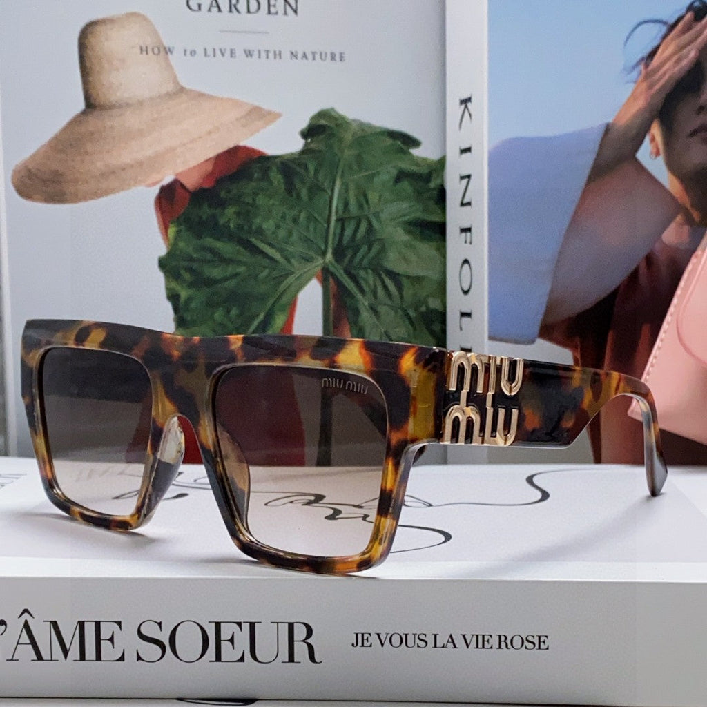 MIU MIU RUNWAY SQUARE SUNGLASSES 513009 IN HAVANA ACETATE
