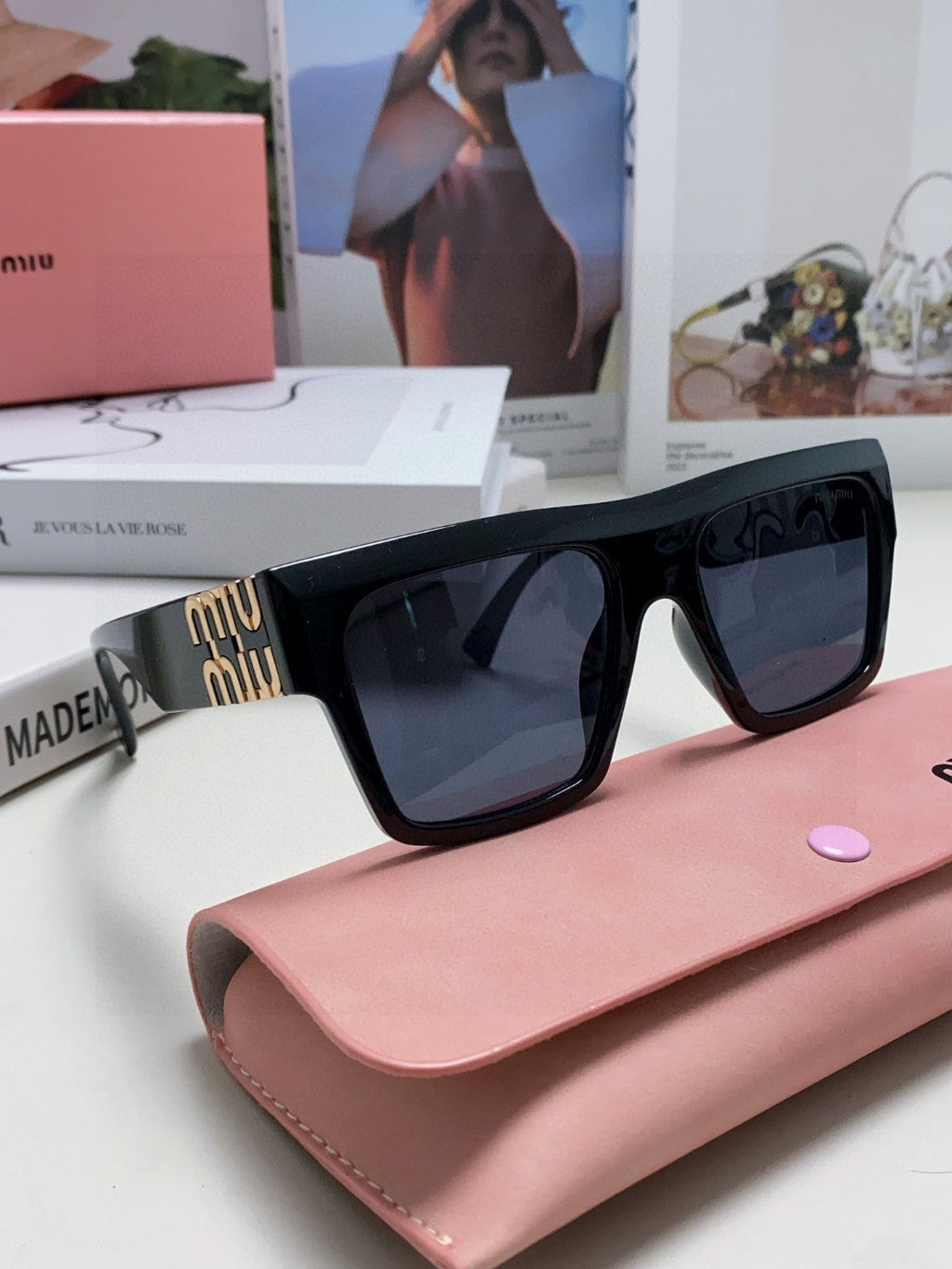 MIU MIU RUNWAY SQUARE SUNGLASSES 513010 IN BLACK ACETATE