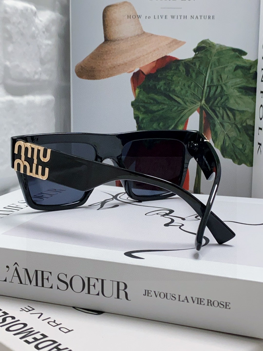MIU MIU RUNWAY SQUARE SUNGLASSES 513010 IN BLACK ACETATE