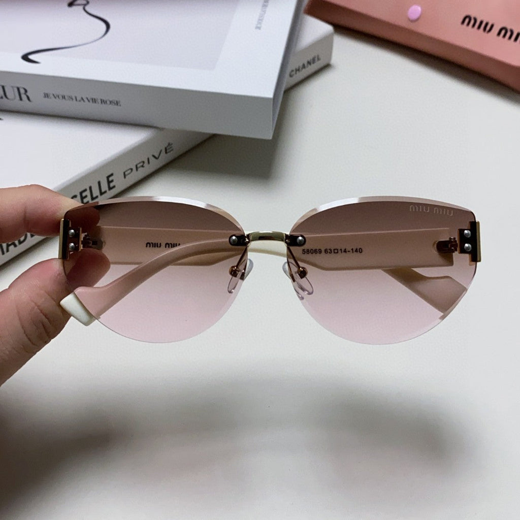 MIU MIU LOGO SUNGLASSES 513011 IN WHITE ACETATE