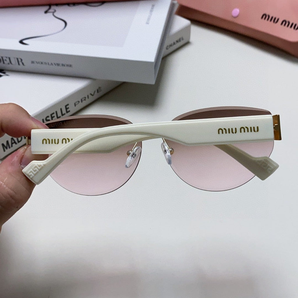 MIU MIU LOGO SUNGLASSES 513011 IN WHITE ACETATE