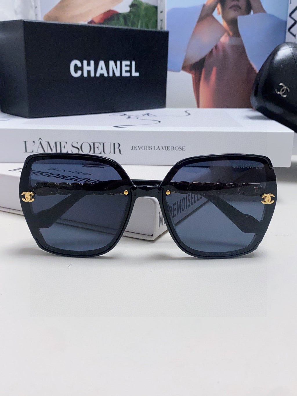 CHANEL SQUARE SUNGLASSES 632876 IN BLACK ACETATE