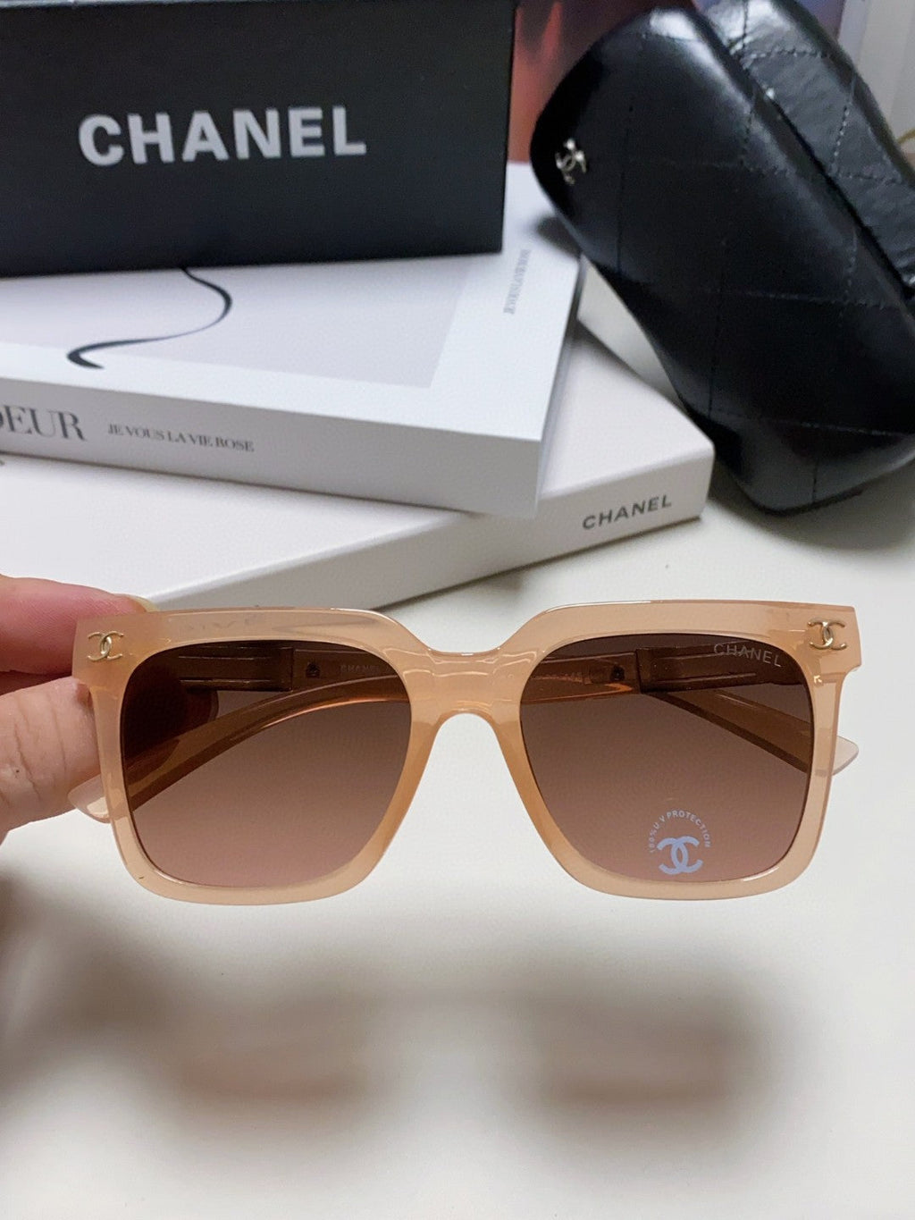 CHANEL SQUARE SUNGLASSES 632877 IN PINK CLEAR ACETATE