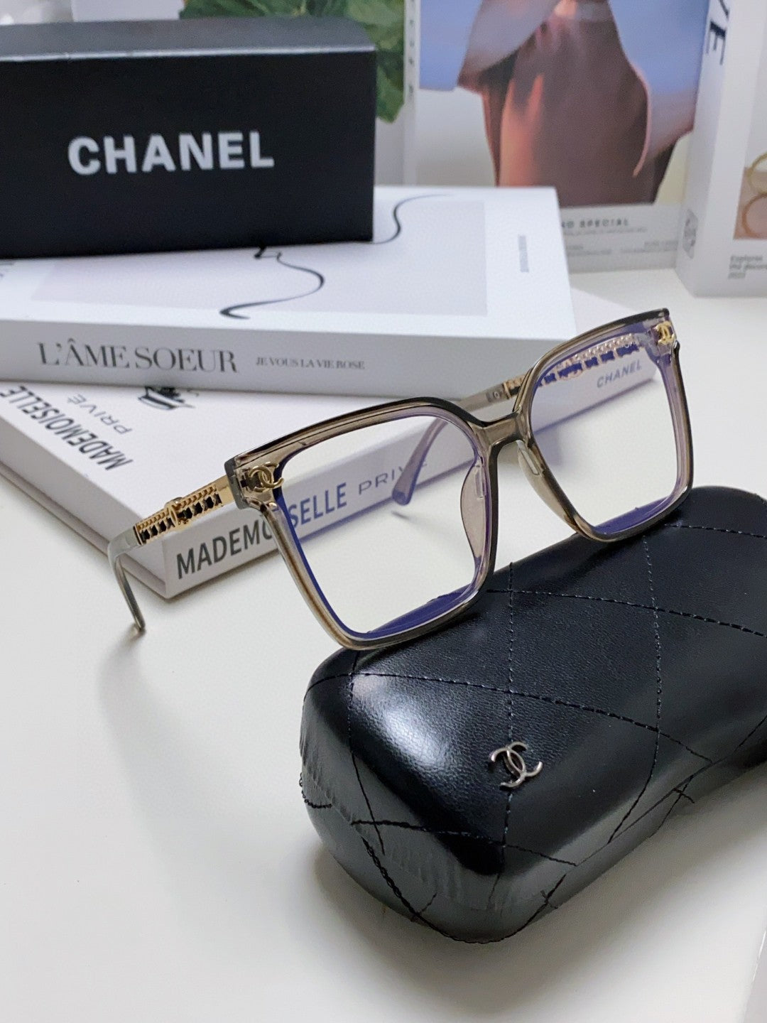 CHANEL SQUARE SUNGLASSES 632881 IN GRAY CLEAR ACETATE