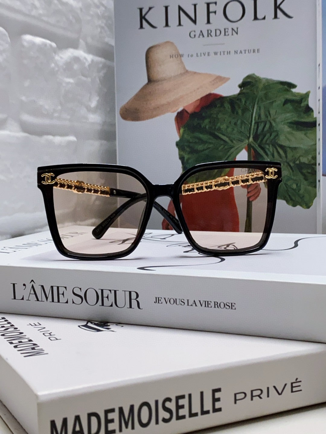 CHANEL SQUARE SUNGLASSES 632883 IN BLACK ACETATE LIGHT BROWN LENSES