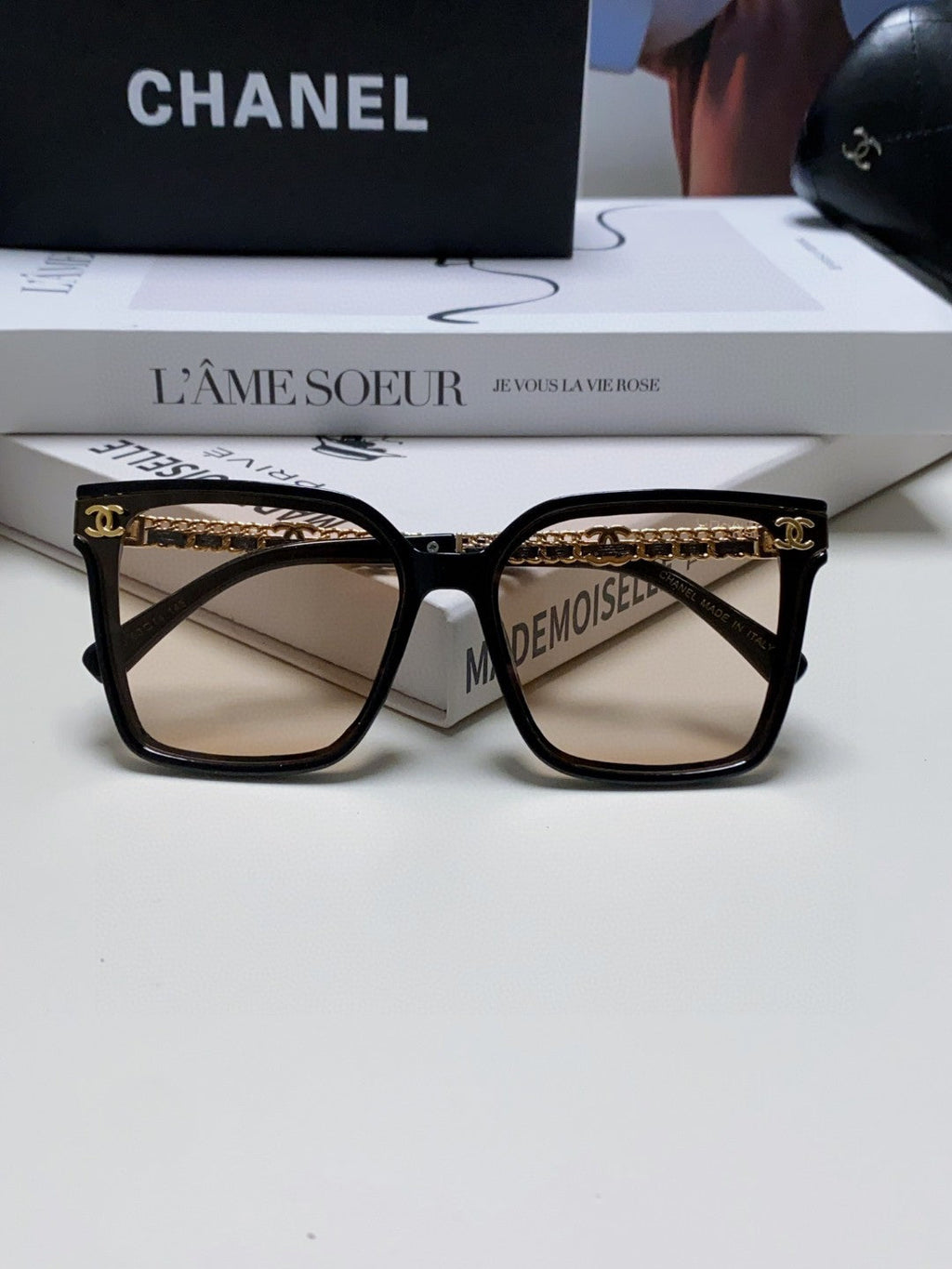 CHANEL SQUARE SUNGLASSES 632883 IN BLACK ACETATE LIGHT BROWN LENSES