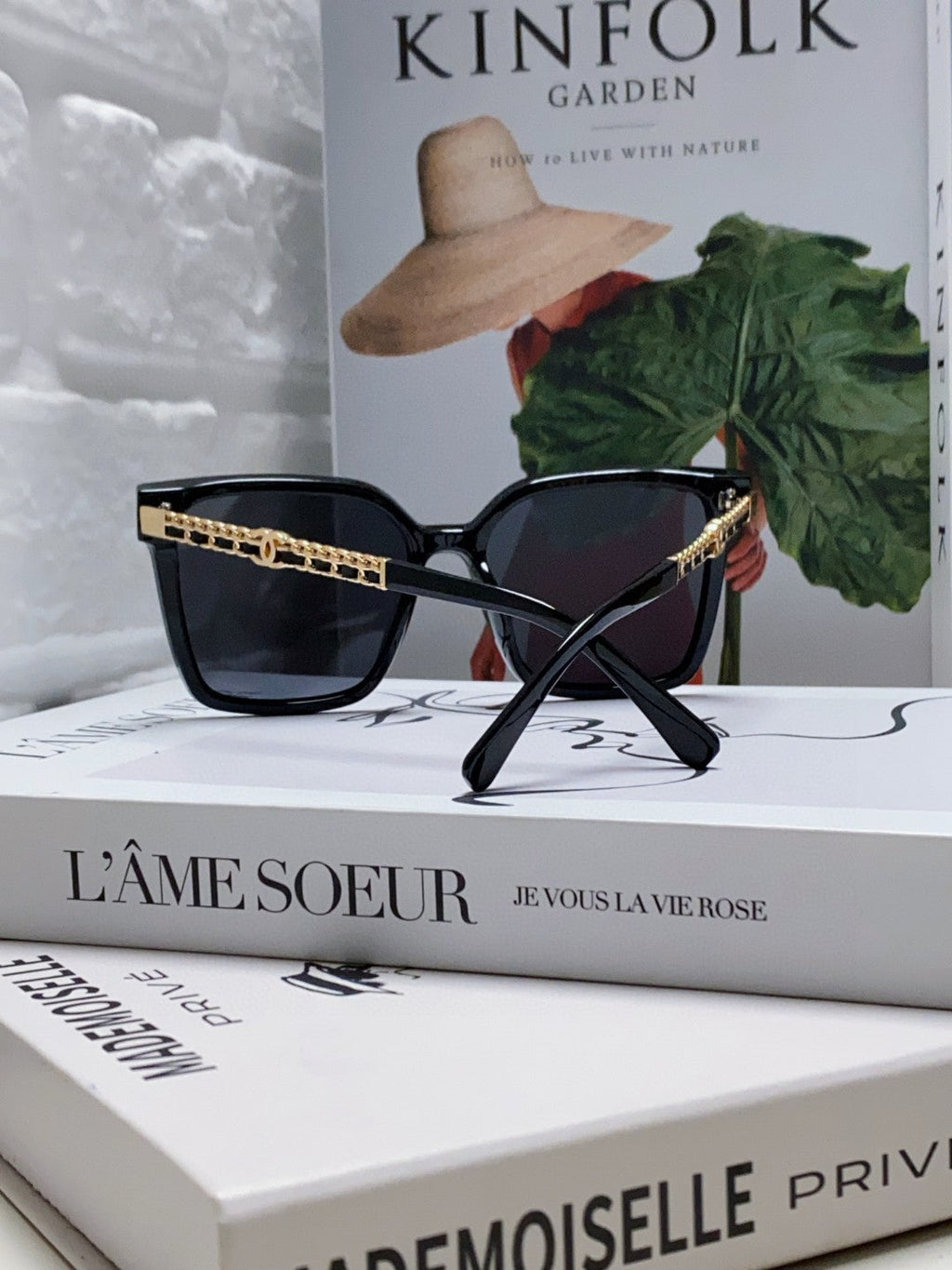CHANEL SQUARE SUNGLASSES 632886 IN BLACK ACETATE METAL FRAME EMBOSSED LOGO