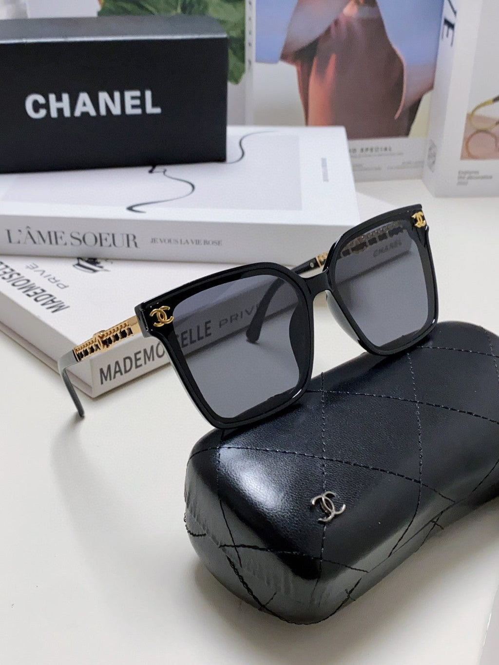 CHANEL SQUARE SUNGLASSES 632886 IN BLACK ACETATE METAL FRAME EMBOSSED LOGO