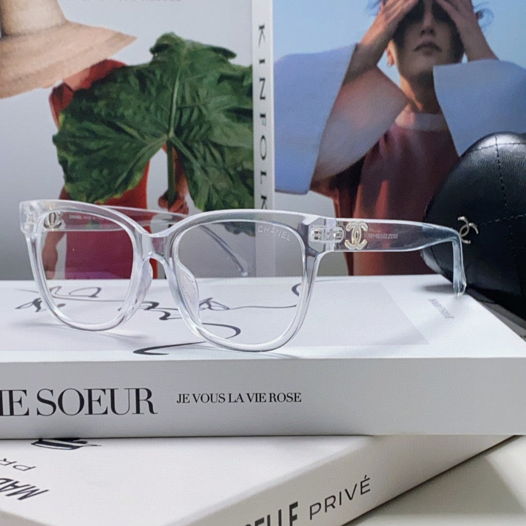 CHANEL SQUARE SUNGLASSES 632887 IN CLEAR ACETATE