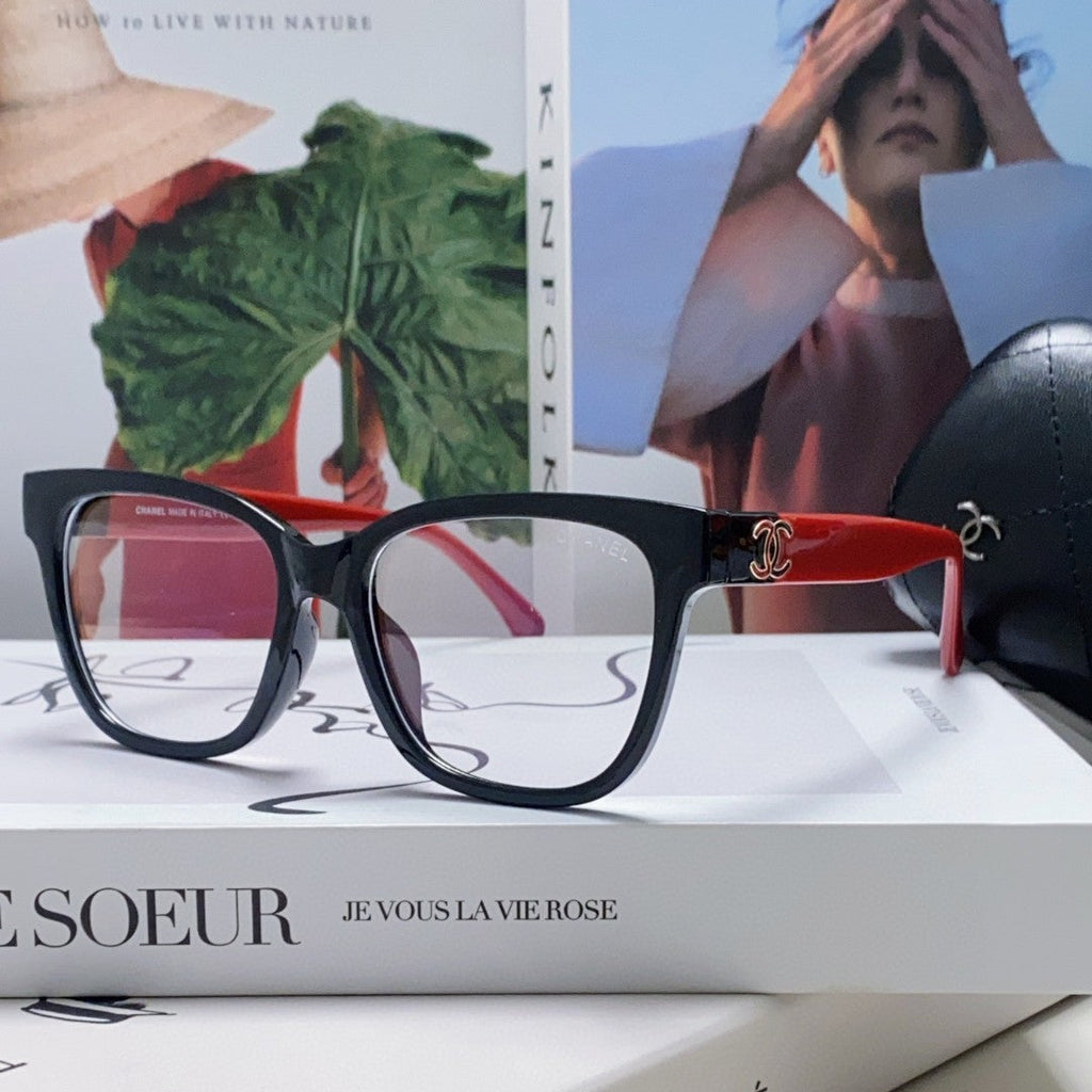 CHANEL SQUARE SUNGLASSES 632889 IN BLACK AND RED ACETATE