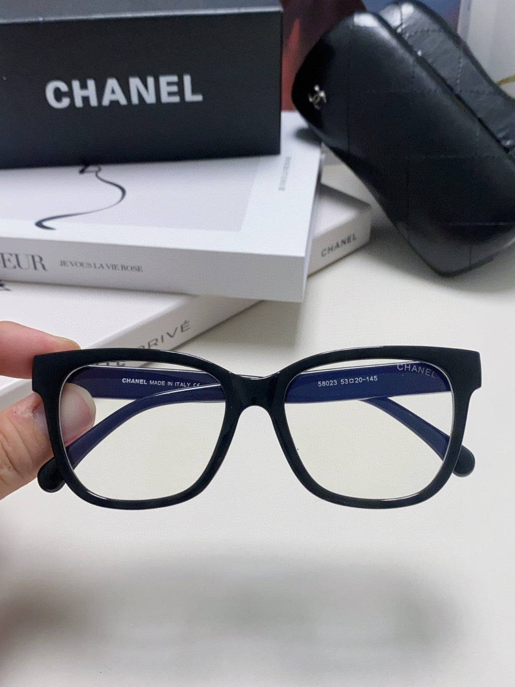 CHANEL SQUARE SUNGLASSES 632890 IN BLACK ACETATE