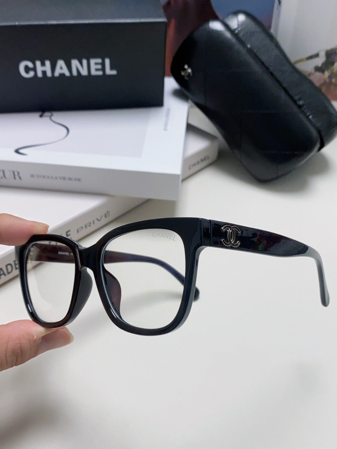 CHANEL SQUARE SUNGLASSES 632890 IN BLACK ACETATE