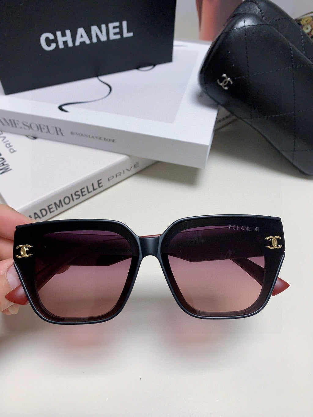 CHANEL SQUARE SUNGLASSES 632894 IN RED ACETATE