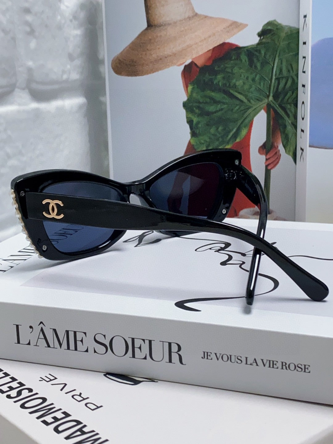 CHANEL CAT EYE SUNGLASSES 632701 IN BLACK ACETATE EMBOSSED PEARL