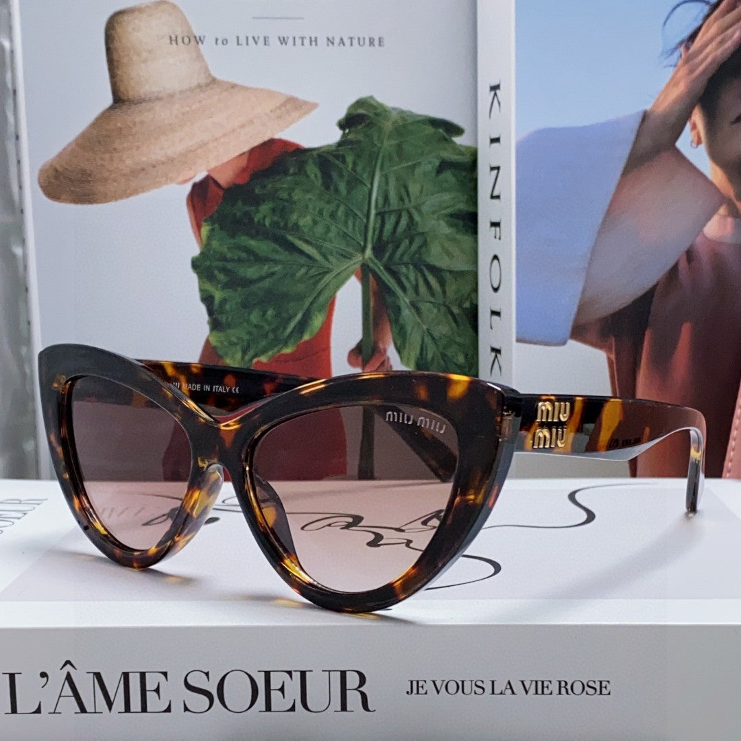 MIU MIU GLIMPSE CAT EYE SUNGLASSES 555885 IN HAVANA ACETATE