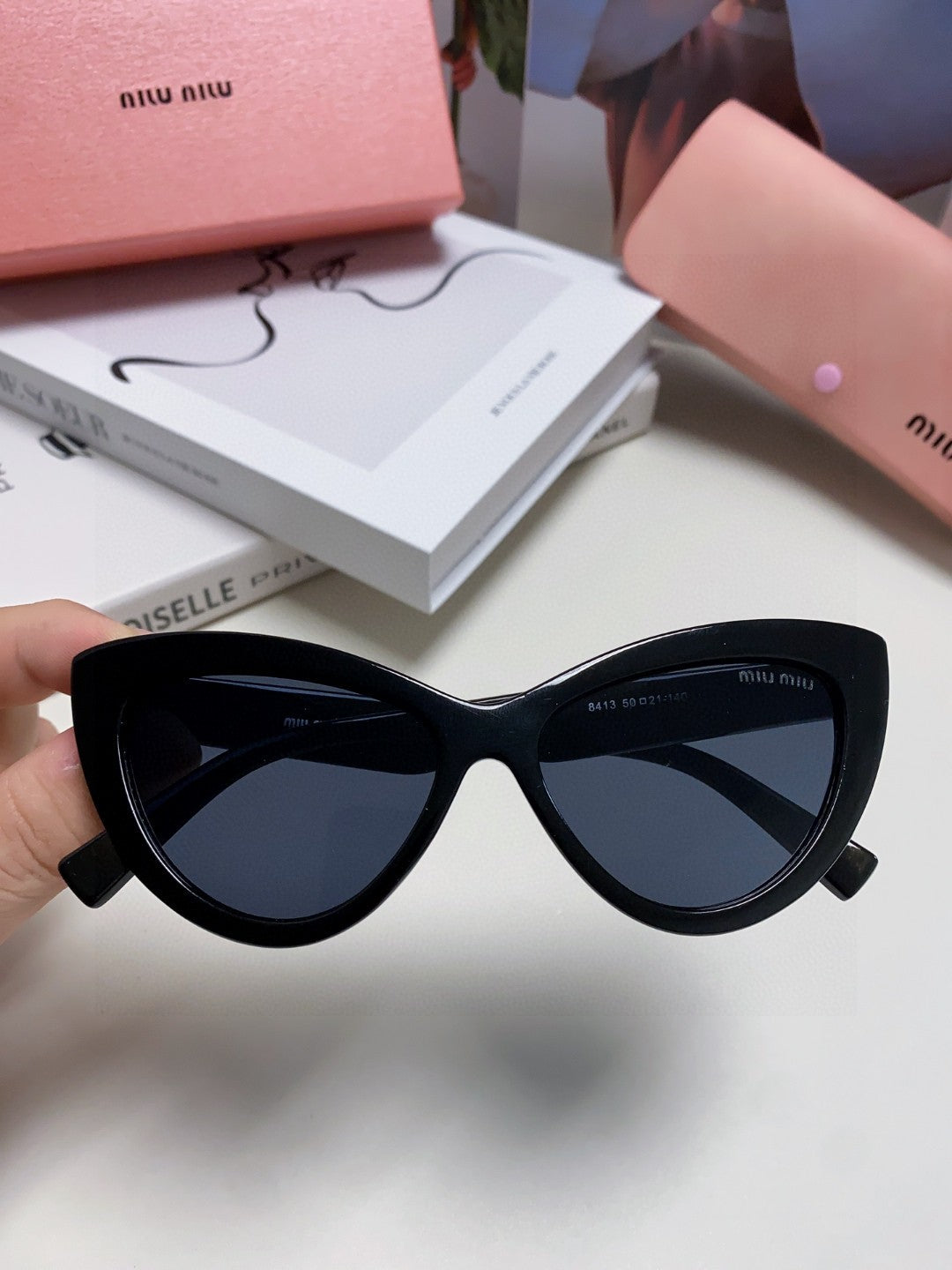 MIU MIU GLIMPSE CAT EYE SUNGLASSES 555886 IN BLACK ACETATE