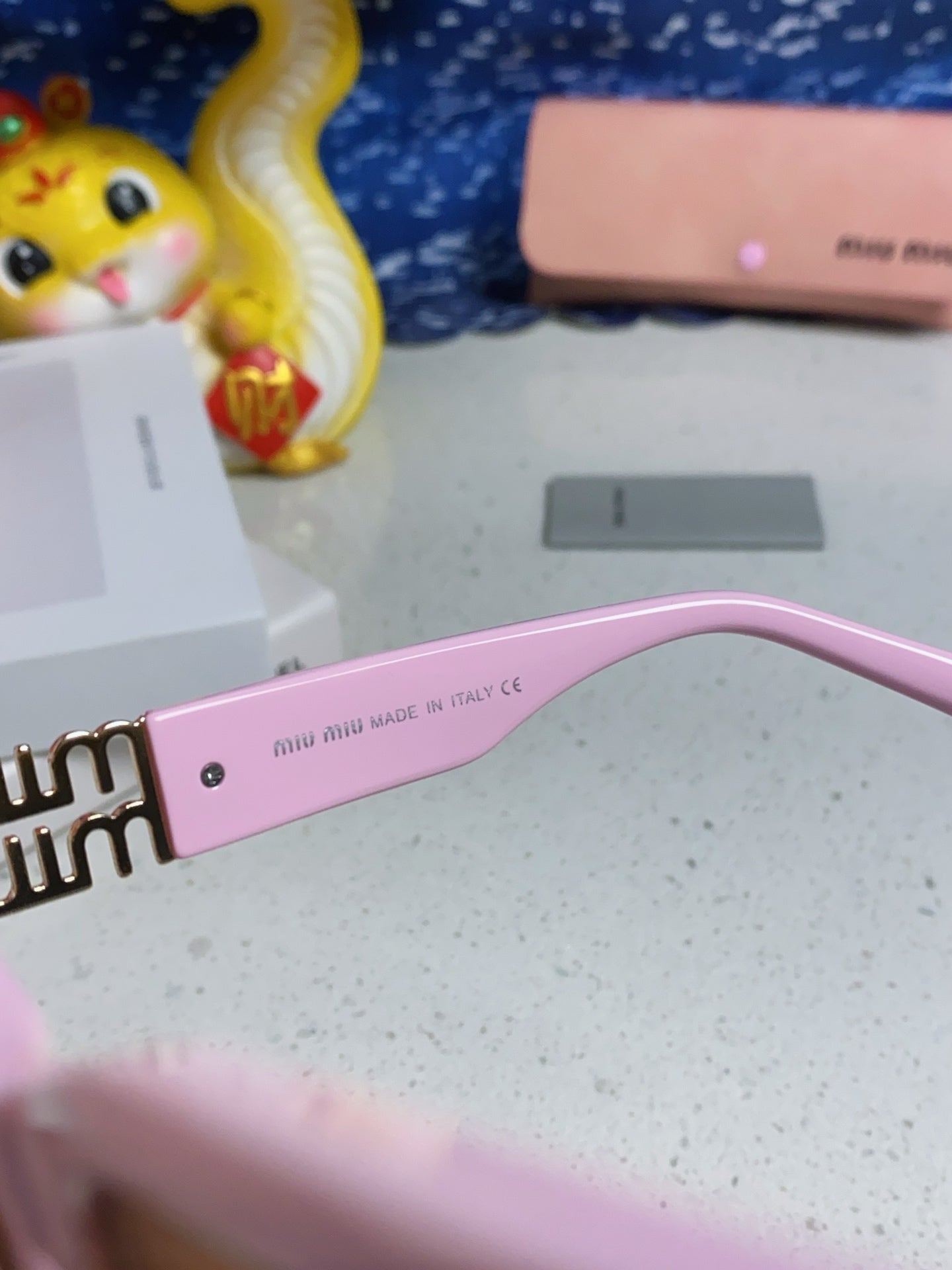 MIU MIU GLIMPSE SUNGLASSES 558345 IN PINK ACETATE GOLD EMBOSSED LOGO