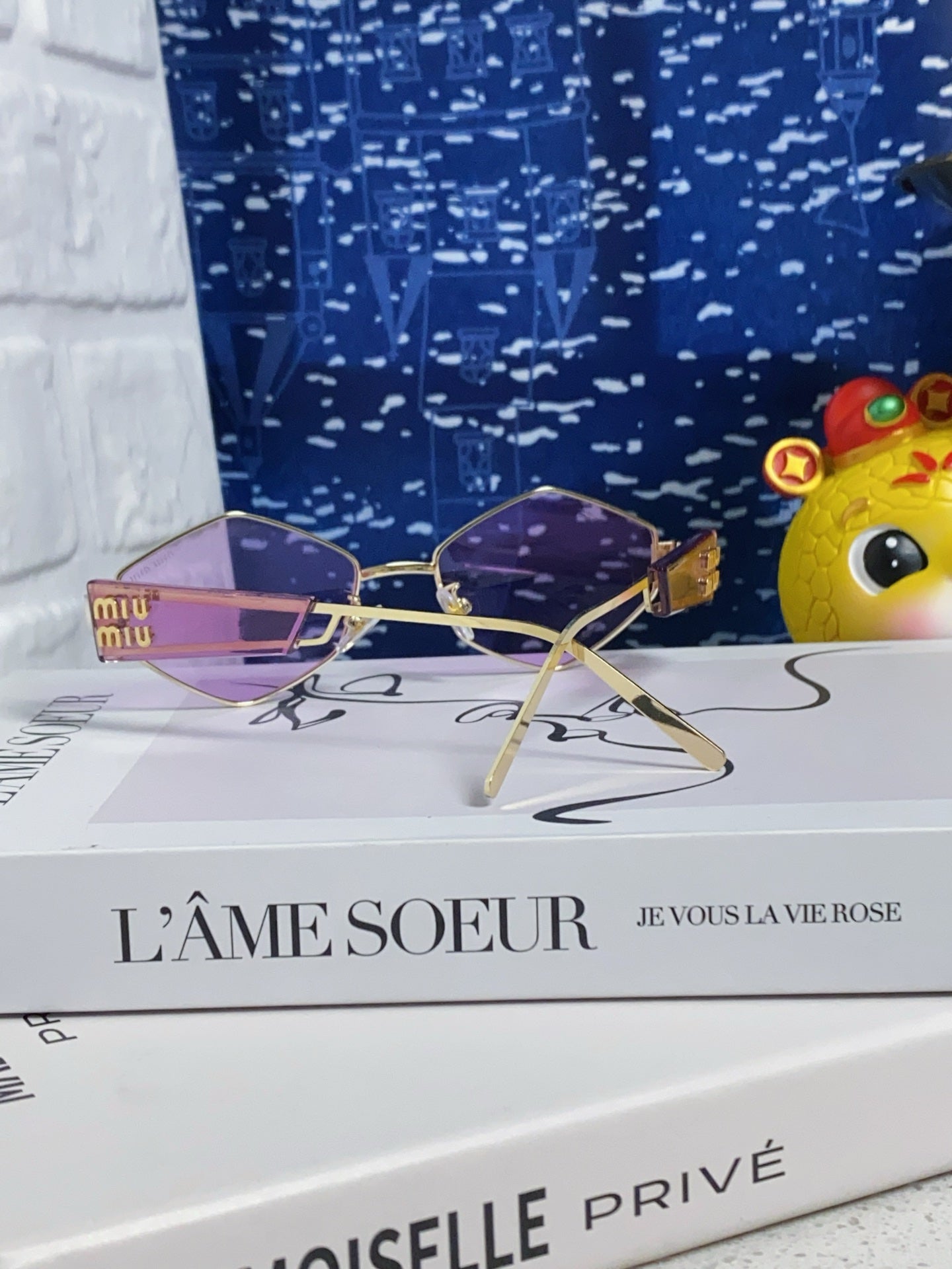 MIU MIU LOGO SUNGLASSES 560863 IN PURPLE CLEAR ACETATE GOLD METAL