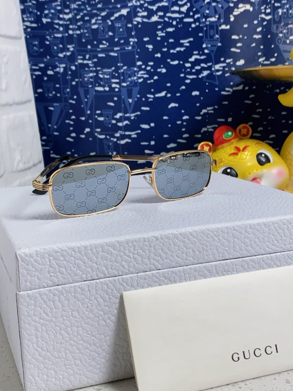 GUCCI RECTANGULAR FRAME SUNGLASSES GG1457S IN METAL