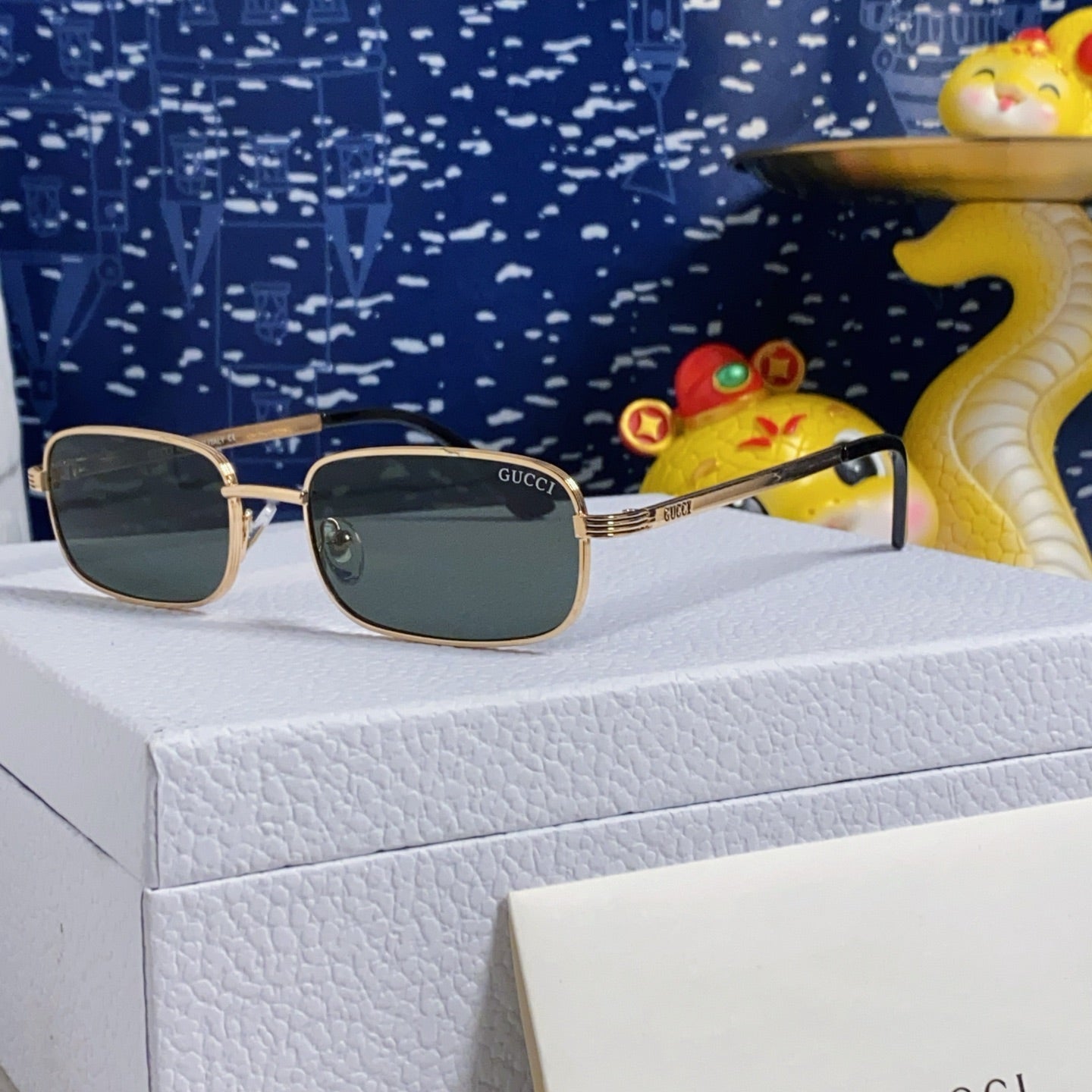 GUCCI RECTANGULAR FRAME SUNGLASSES GG1457S IN METAL