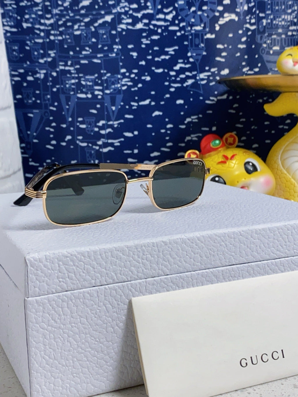 GUCCI RECTANGULAR FRAME SUNGLASSES GG1457S IN METAL