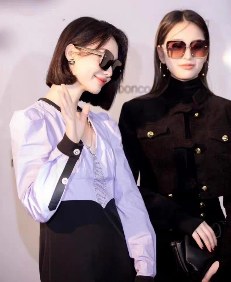 MIU MIU RUNWAY SQUARE SUNGLASSES 563196 IN BEIGE ACETATE
