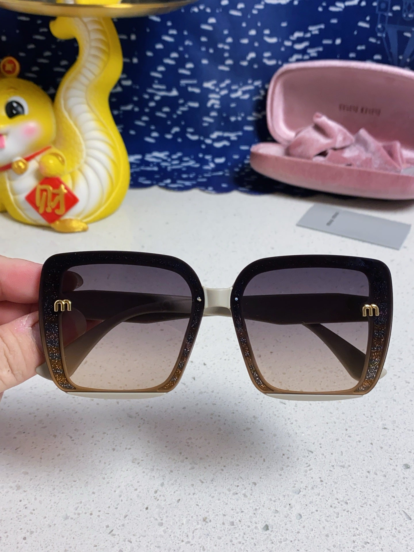 MIU MIU RUNWAY SQUARE SUNGLASSES 563196 IN BEIGE ACETATE