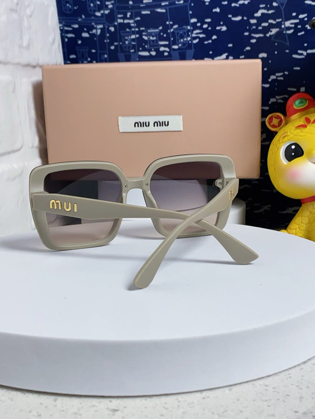 MIU MIU RUNWAY SQUARE SUNGLASSES 563196 IN BEIGE ACETATE