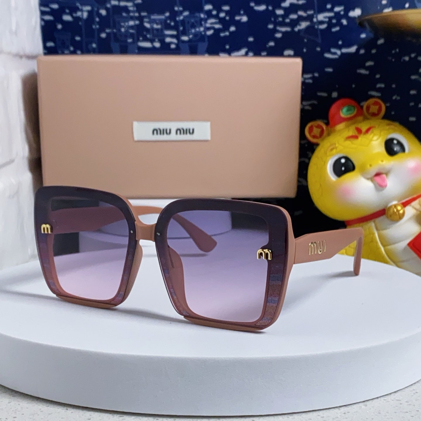 MIU MIU RUNWAY SQUARE SUNGLASSES 563198 IN TAN ROSE ACETATE