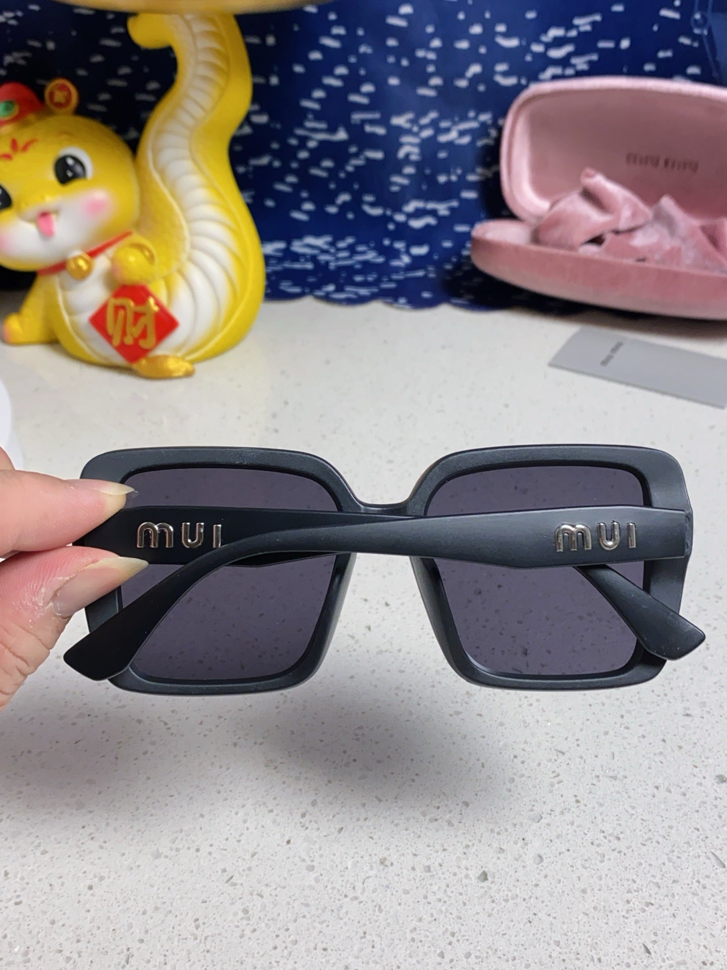 MIU MIU RUNWAY SQUARE SUNGLASSES 563199 IN ACETATE