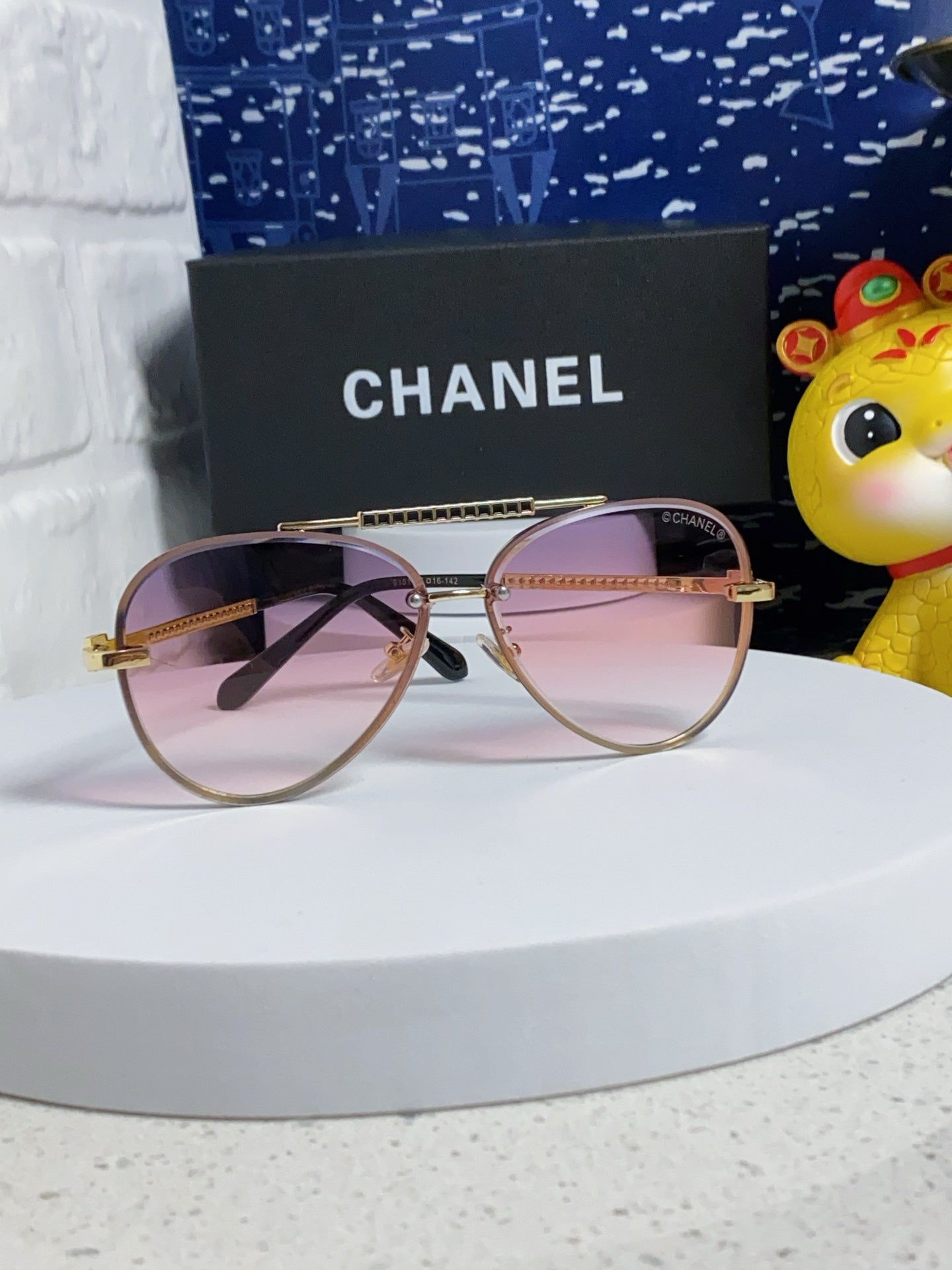 CHANEL CAT EYE SUNGLASSES 641934 IN GOLD METAL PINK SMOKE LENSES