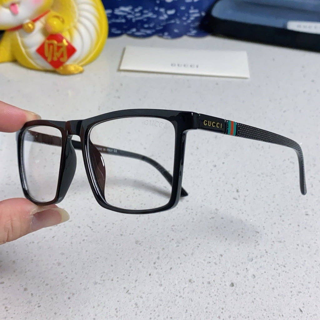GUCCI RECTANGULAR FRAME SUNGLASSES 563257 IN ACETATE