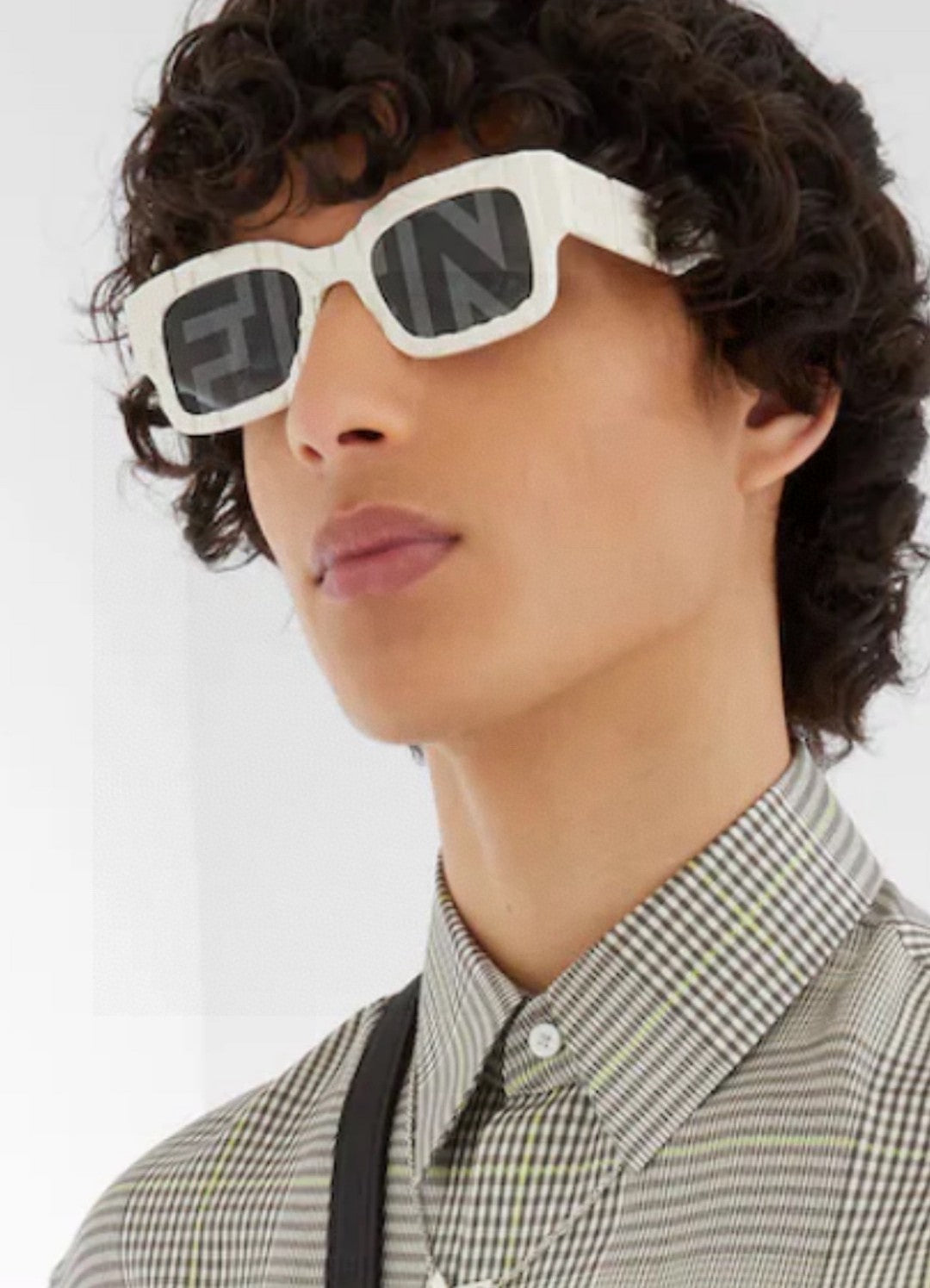 FENDI ROMA EMBOSSED RECTANGULAR FRAME SUNGLASSES 527221 IN ACETATE