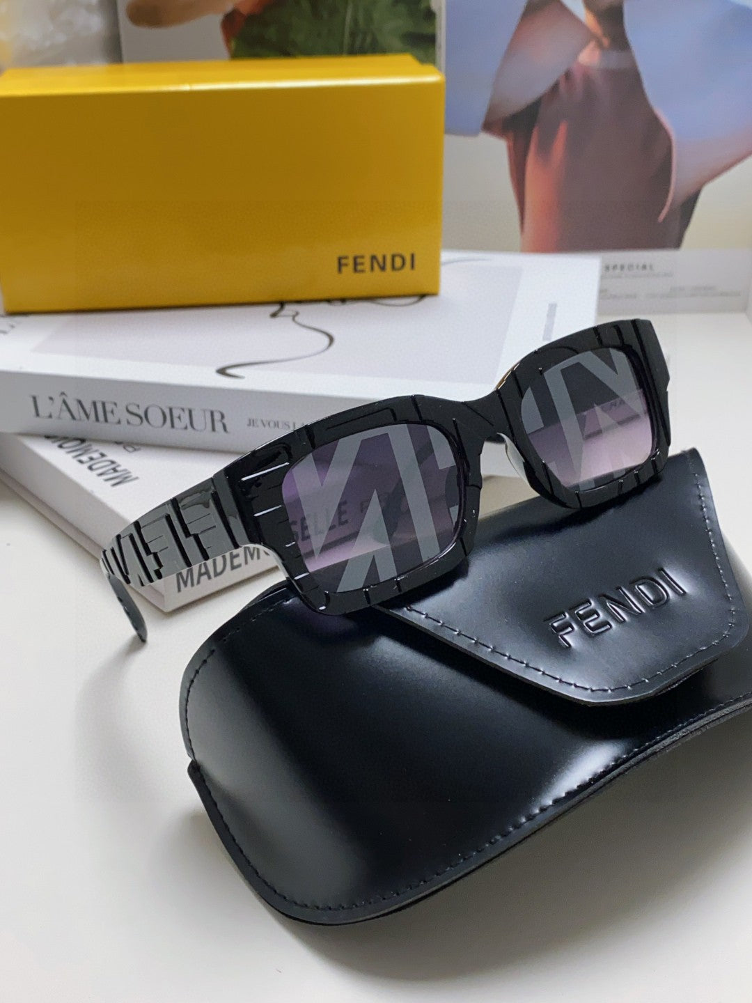 FENDI ROMA EMBOSSED RECTANGULAR FRAME SUNGLASSES 527221 IN ACETATE