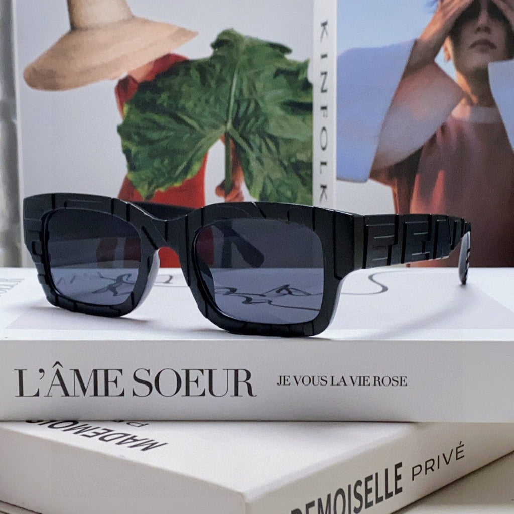 FENDI ROMA EMBOSSED RECTANGULAR FRAME SUNGLASSES 527221 IN ACETATE