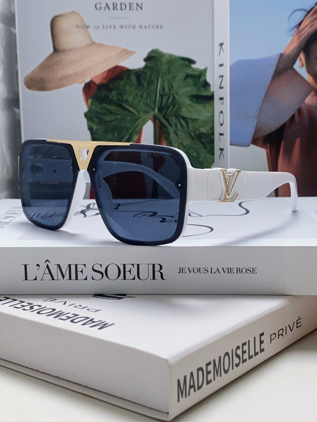 LOUIS VUITTON EVIDENCE SUNGLASSES 574718 IN WHITE ACETATE