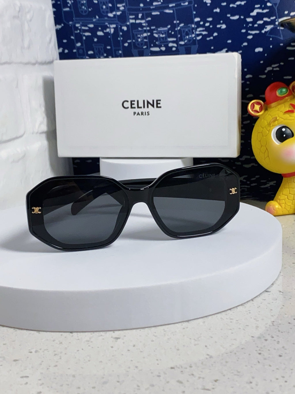 CELINE TRIOMPHE SQUARE SUNGLASSES 566744 IN BLACK ACETATE