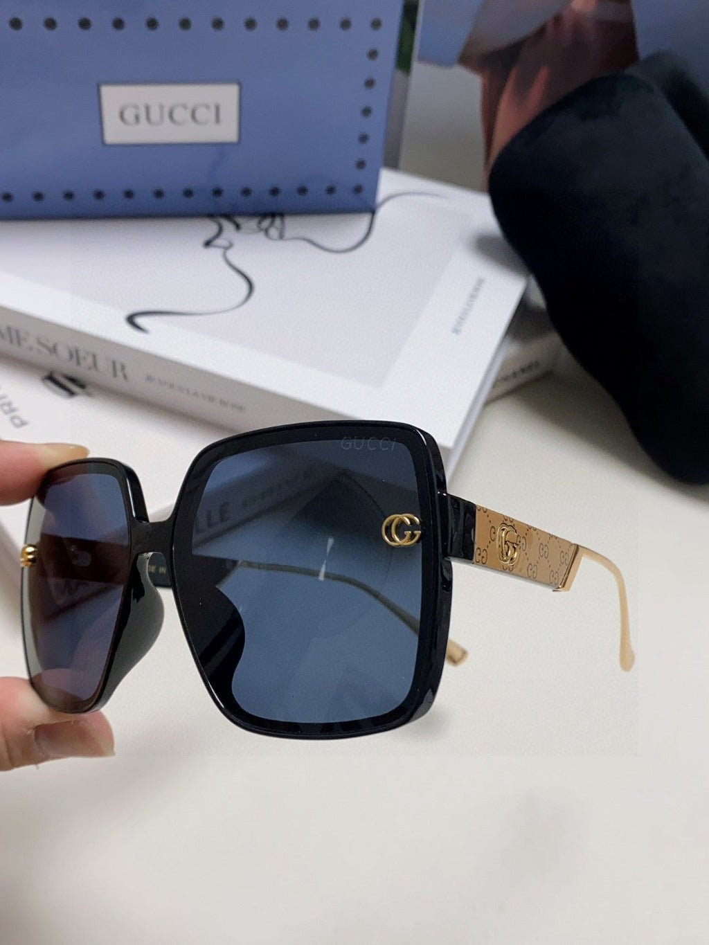 GUCCI SQUARE FRAME SUNGLASSES 567447 IN ACETATE