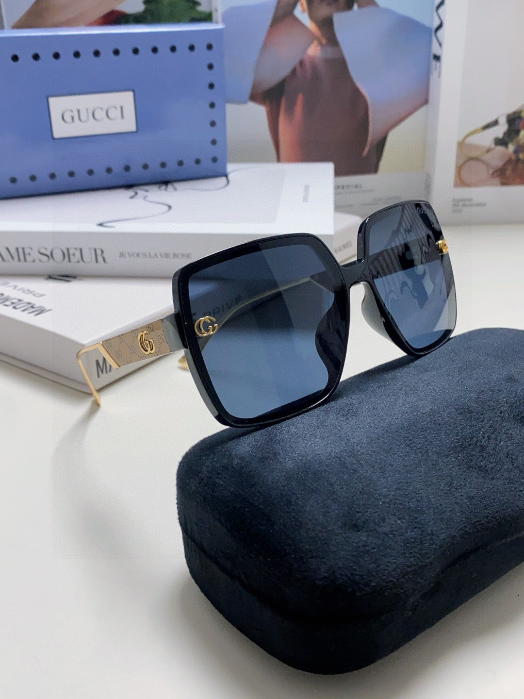 GUCCI SQUARE FRAME SUNGLASSES 567447 IN ACETATE