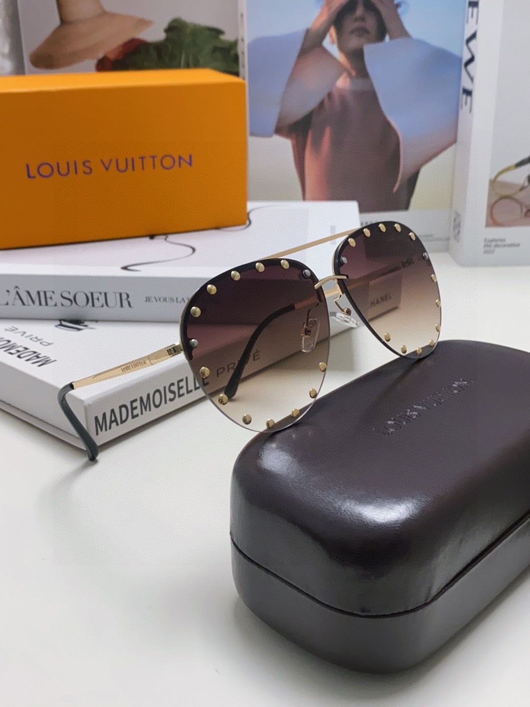 LOUIS VUITTON PARTY PILOT SUNGLASSES 567464 IN GOLD METAL BROWN SMOKE LENSES