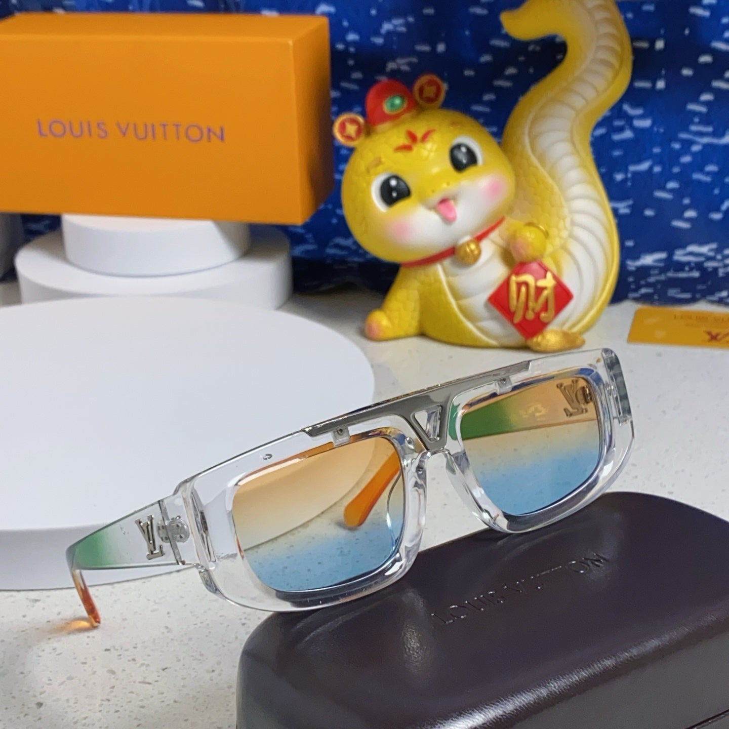 LOUIS VUITTON CLASH PILOT SUNGLASSES 567477 IN CLEAR MIX MULTICOLOR ACTETE SILVER METAL